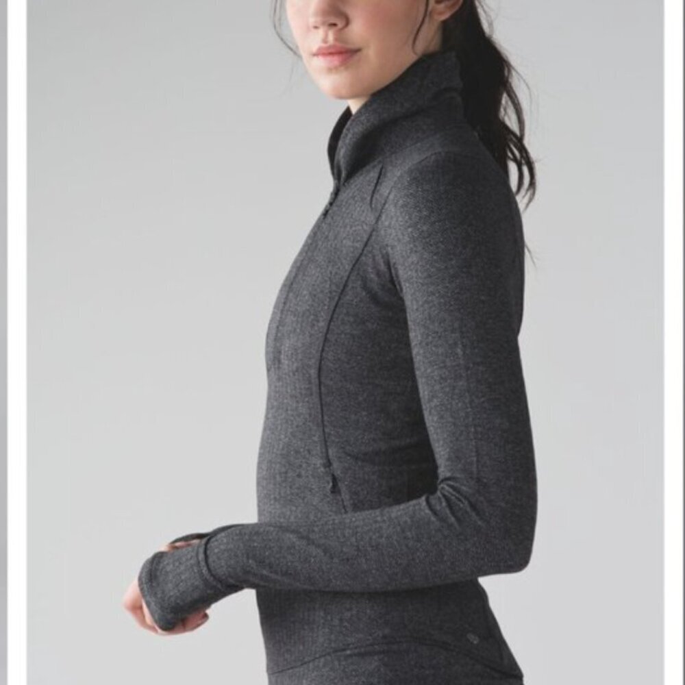 Lululemon Think Fast Pullover Top Size 2